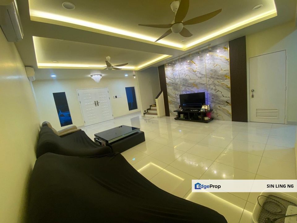 Rini Height Skudai Johor Double Storey Superlink House Renovated Unit , Johor, Skudai