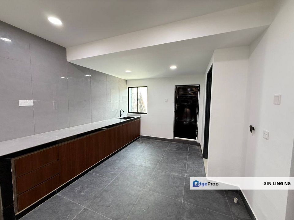 Taman Universiti Skudai Johor Single Storey Low Cost House Renovated Unit Freehold, Johor, Skudai