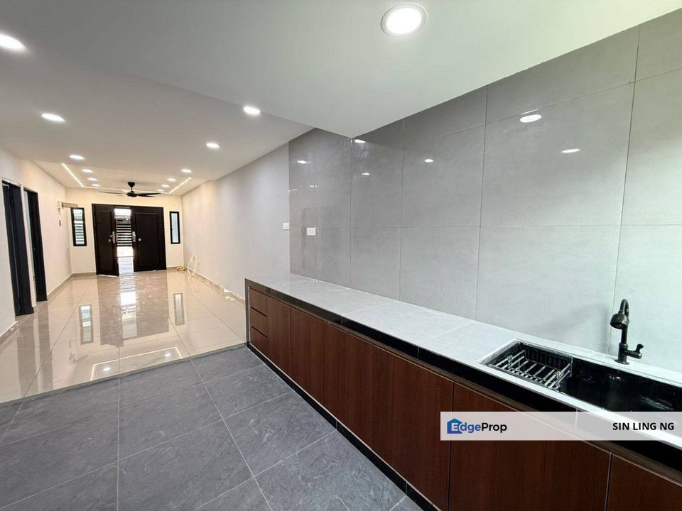 Taman Universiti Skudai Johor Single Storey Low Cost House Renovated Unit Freehold, Johor, Skudai