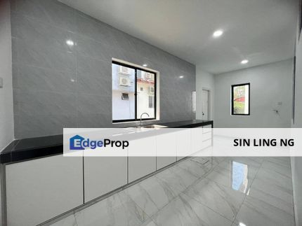 Taman Bukit Indah Iskandar Puteri Johor Bahru Johor Double Storey Endlot Renovated Unit, Johor, Johor Bahru