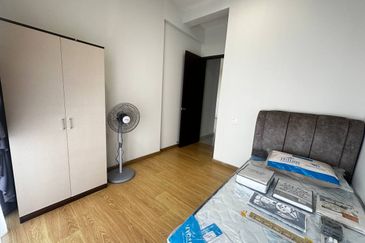 Baypoint @ Country Garden Danga Bay