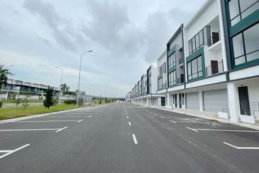 Crest @ Austin Emerald 2