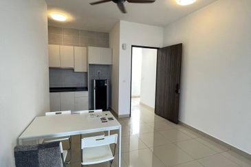 Twin Tower Residence