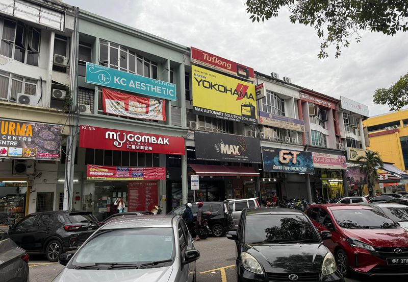 Medan Idaman Business Centre