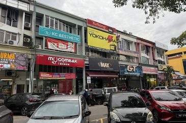 Medan Idaman Business Centre