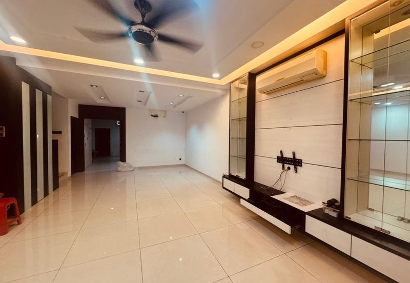 Lorong Batu Nilam 18 