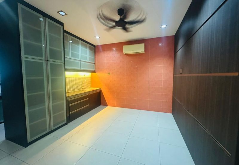 Lorong Batu Nilam 18 