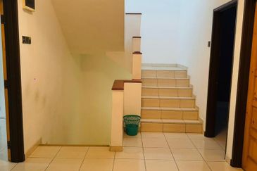 Lorong Batu Nilam 18 