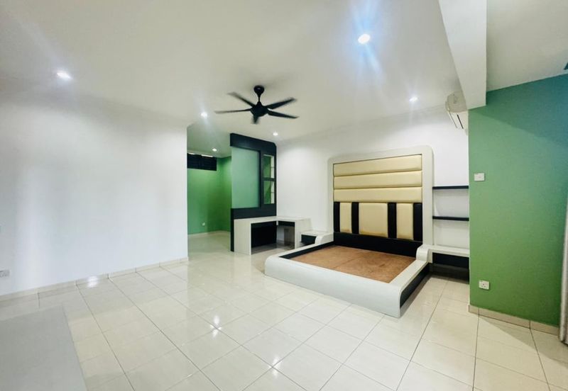 Lorong Batu Nilam 18 