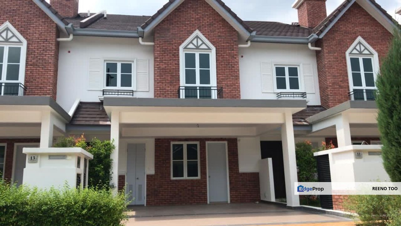 Superlink 24x80 Nice renovated Essex Garden @ Tillbury , Selangor, Rawang