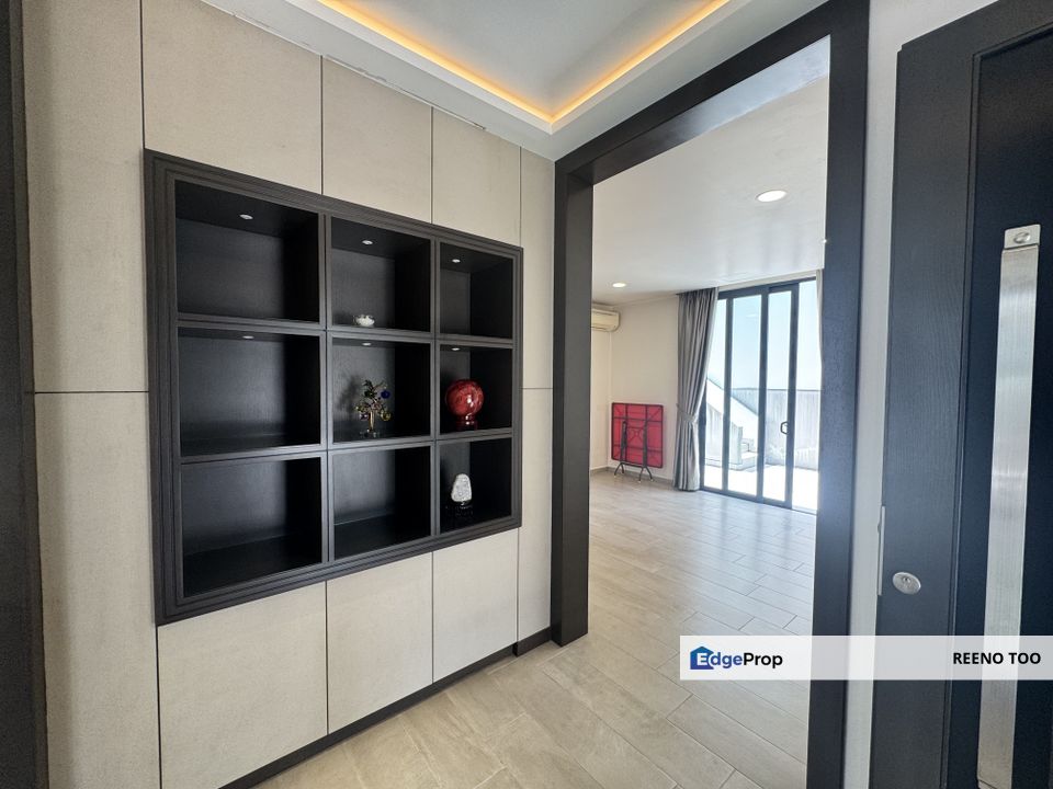 Beautiful Bungalow in Sierramas WEST , Selangor, Sungai Buloh