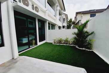 Best Semi D in Subang Bestari 