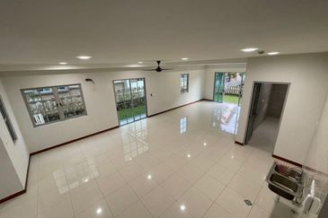 Charming Essex, Setia Eco Templer