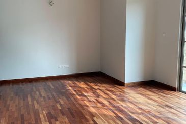 Charming Essex, Setia Eco Templer