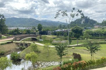 Charming Essex, Setia Eco Templer