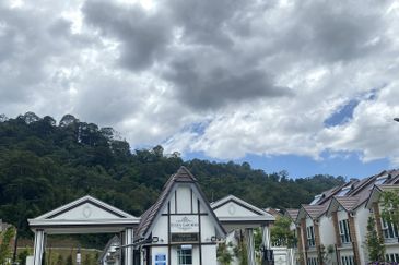 Charming Essex, Setia Eco Templer