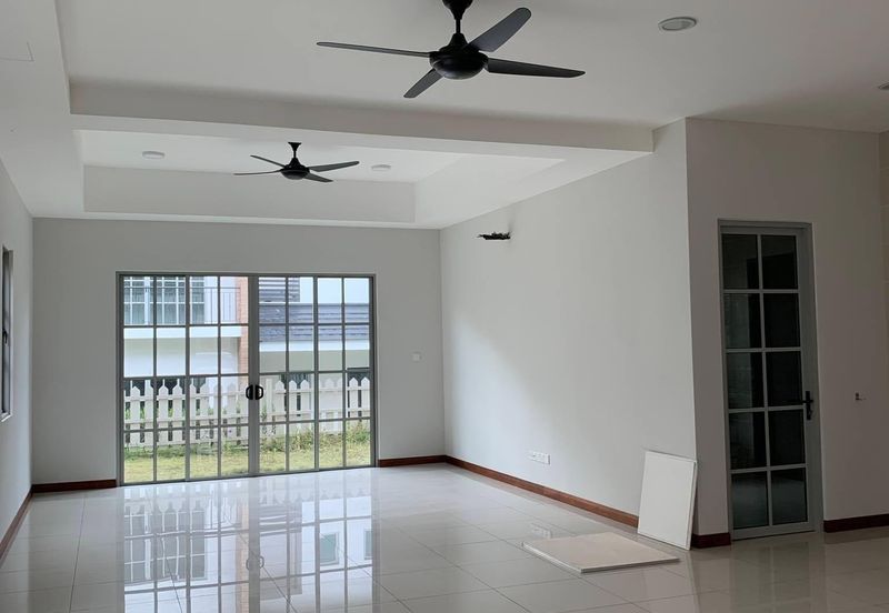 Charming Essex, Setia Eco Templer