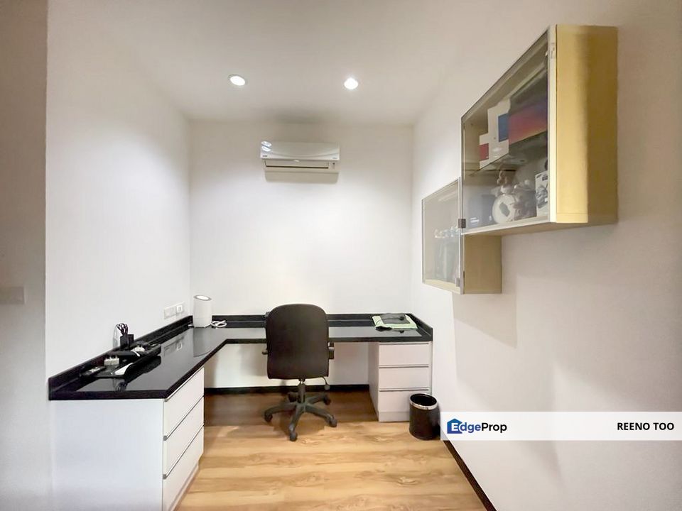 Fully Reno Spacious Semi D The Takun , Selangor, Rawang