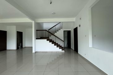 Semi D Corner Subang Bestari U5