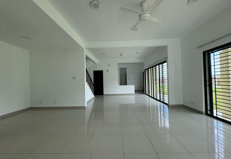 Semi D Corner Subang Bestari U5