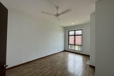 Semi D Corner Subang Bestari U5