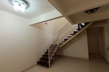 Bandar Sri Damansara Freehold Terrance house 