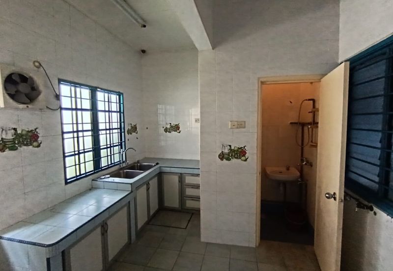 Bandar Sri Damansara Freehold Terrance house 