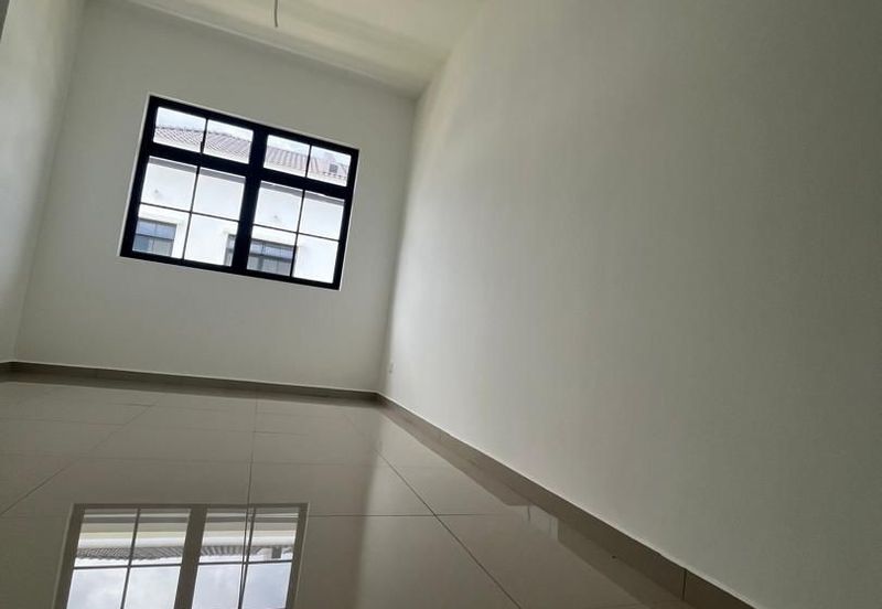 Tate Dalton @ Eco Botanic 2