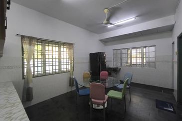 Jalan Kasawari Bandar Putra Kulai 