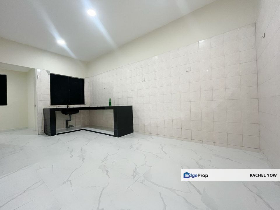 For Sale Jalan Sri Putri 6 @ Kulai Terrace House, Johor, Kulai