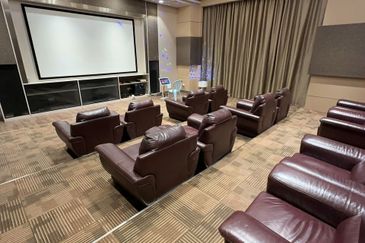 The M @ Medini Macrolink