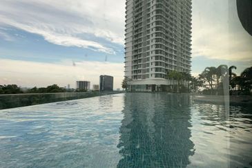 The M @ Medini Macrolink