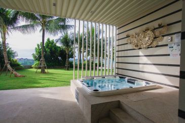 The M @ Medini Macrolink