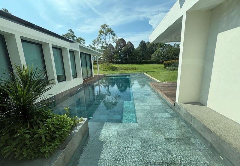 Bayou Creek, Leisure Farm