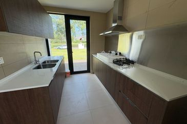 Bayou Creek, Leisure Farm