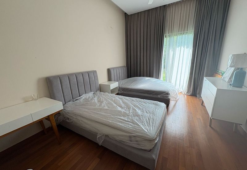 Bayou Creek, Leisure Farm