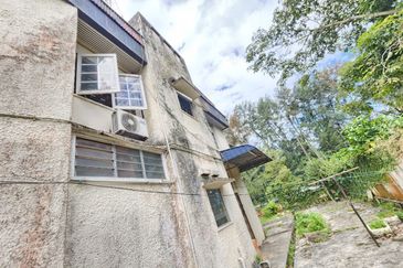 Straits View Bungalow Danga Bay for Sale!!