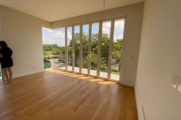 Emerald Bay @ Puteri harbour