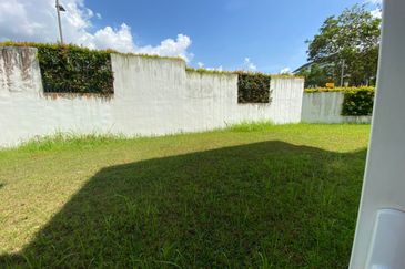 Emerald Bay @ Puteri harbour