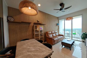 Puteri Cove Residences