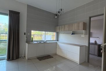 Danga Bay Johor Bahru Bungalow For Sale, Fully Renovated Beauty