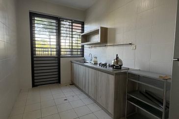 Danga Bay Johor Bahru Bungalow For Sale, Fully Renovated Beauty