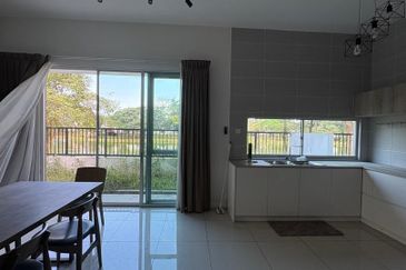 Danga Bay Johor Bahru Bungalow For Sale, Fully Renovated Beauty