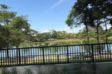 Danga Bay Johor Bahru Bungalow For Sale, Fully Renovated Beauty