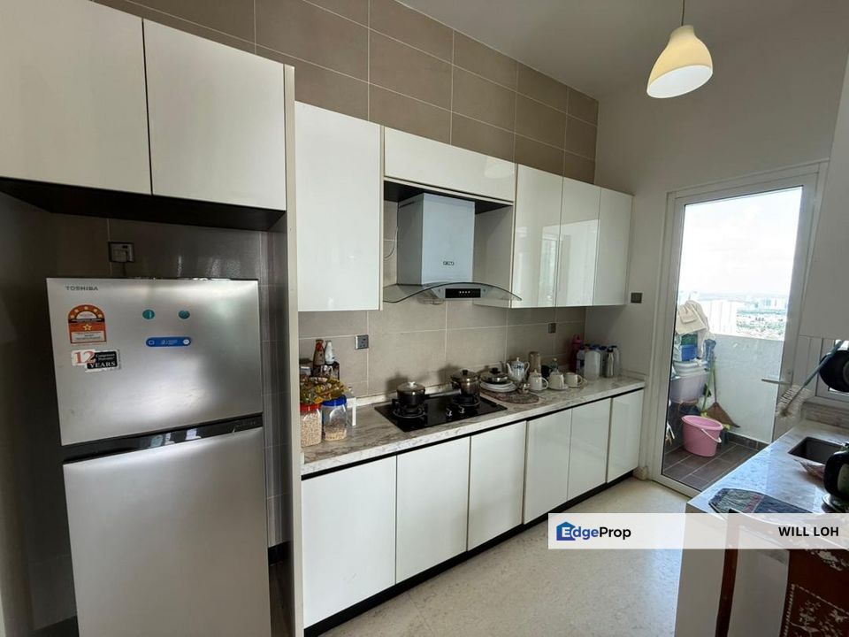 For Sale Tri Tower Apartment Johor Bahru, Furnished Limited Unit ！！, Johor, Johor Bahru