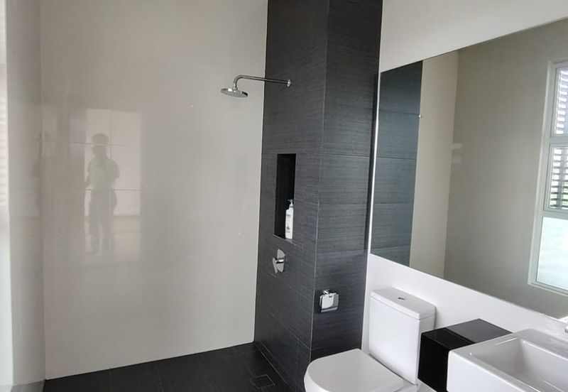 Isola Villa @ Senibong Cove