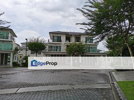 Senibong Cove @ Isola Villa @ 3 Storey Semi D - 6room / Good Condition, Johor, Masai