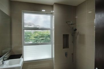 Isola Villa @ Senibong Cove