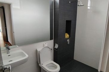 Isola Villa @ Senibong Cove