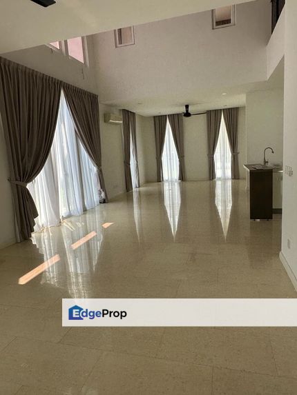 Emerald Bay @ 3 Storey Semi-D House - 5 bedrooms / Partially Furnished, Johor, Johor Bahru